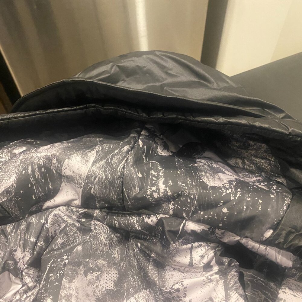 Men's Black Performance Jacket - image 8